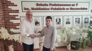 Jakub Kwiatkowski z klasy 8a - potrójny finalista i  podwójny laureat konkursów przedmiotowych organizowanych przez KO w Szczecinie.