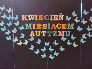  Nasza szkoła angażuje się w Miesiąc Autyzmu: