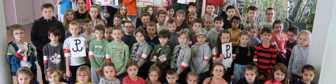  Pamiętamy o Powstańcach Warszawskich  -  BohaterON w szkole