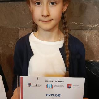 Nasza uczennica - Zofia Świat, finalistką Wojewódzkiego Konkursu Recytatorskiego