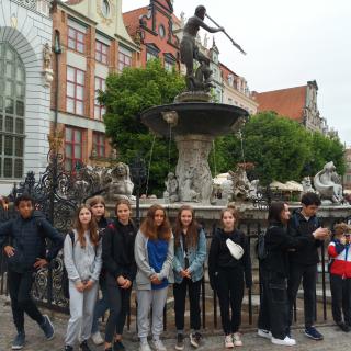 Uczniowie klasy 8a podczas zwiedzania ECS i Gdańska :)