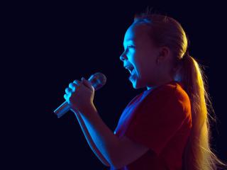 Konkurs piosenki dziecięcej i młodzieżowej  „Złoty mikrofon Ochoty"