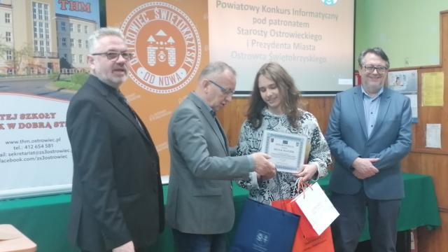 Michał Mazurek zwycięzcą Powiatowego Konkursu Informatycznego