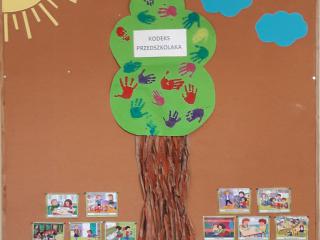 "Drzewo z zasadami", czyli Kodeks Przedszkolaka w ekologicznym wydaniu