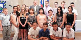 Prijatie najlepších žiakov starostom obce Antonom Kocelom