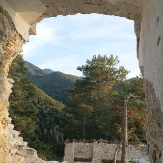 Spoznaj Turiec - Blatnický hrad, jaskyňa Mažarná