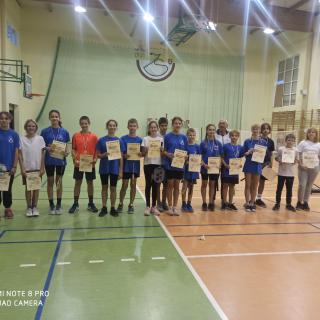 Mikołajkowy Turniej  Badmintona par mieszanych w Zasutowie