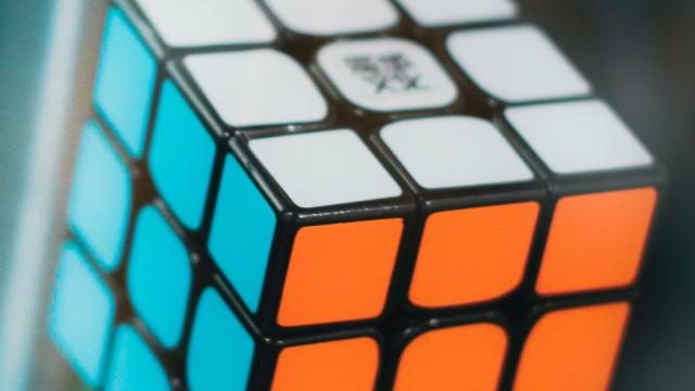 Międzyszkolny Turniej układania kostki Rubika