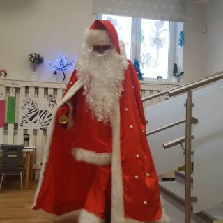  Dziś odwiedził Nasze przedszkole Mikołaj :-)