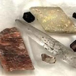 Deviataci spoznávali minerály a ich vlastnosti