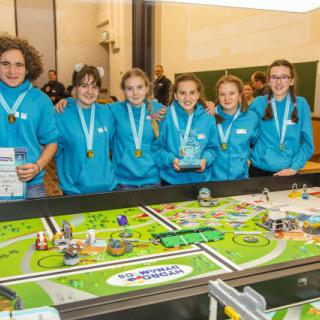 Úspěch kroužku robotiky ve FIRST LEGO League ve Zwickau