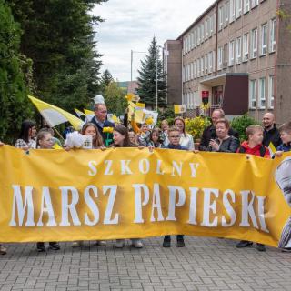 Szkolny Marsz Papieski