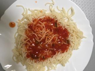 Špagety s ragu