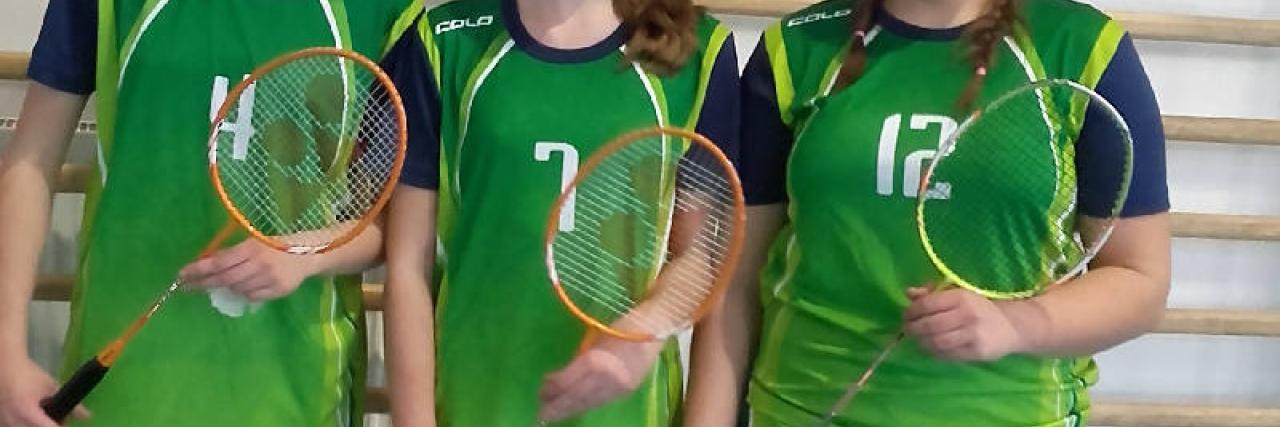Srebrny medal w Mistrzostwach Badmintona dziewcząt starszych