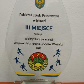 Publiczna Szkoła Podstawowa w Jełowej w gronie najlepszych szkół w województwie opolskim