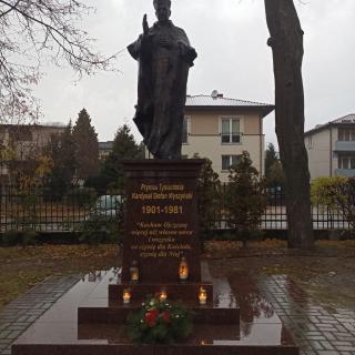 Pomnik kardynała Stefana Wyszyńskiego