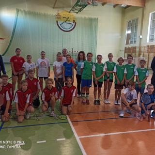Mistrzowie Powiatu Wrzesińskiego Szkolnego Związku Sportowego w Drużynowym Badmintonie - Igrzyska Dzieci 