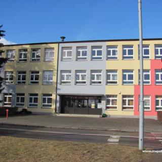 Budynek główny szkoły