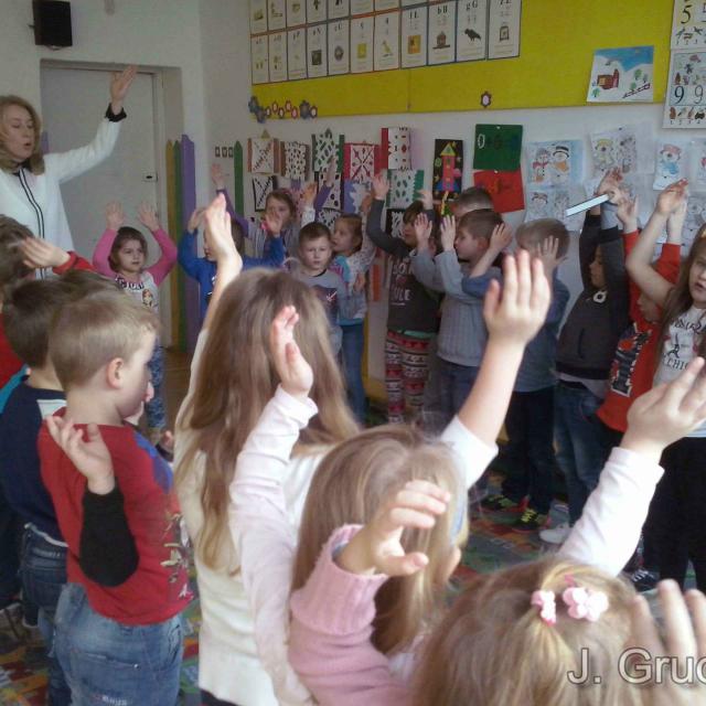 Przedszkolaki w Krainie Literek 2016 zdjęcie