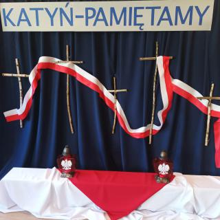 13 kwietnia- Dzień Pamięci Ofiar Zbrodni Katyńskiej