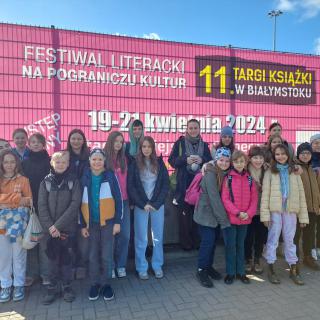Aktywni czytelnicy na Targach Książki w Białymstoku