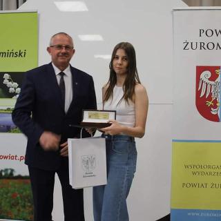 Wręczenie nagród w XVIII Powiatowym Konkursie Ortograficznym o Złote Pióro Starosty Żuromińskiego.