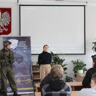 Spotkanie z przedstawicielami Wojskowego Centrum Rekrutacji