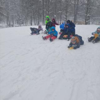 2a - Zajęcia sportowe na śniegu.