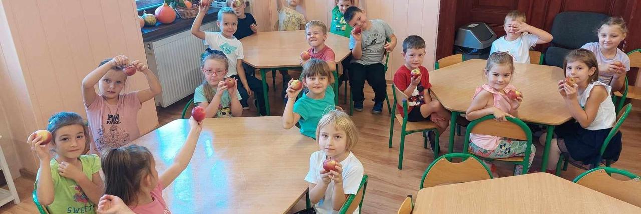 Dzień jabłka w Przedszkolu nr 2 w Kamieńcu Ząbkowickim 😀🍏🍎
