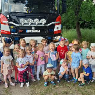 Wizyta przedszkolaków w Straży Pożarnej w Czerniewicach