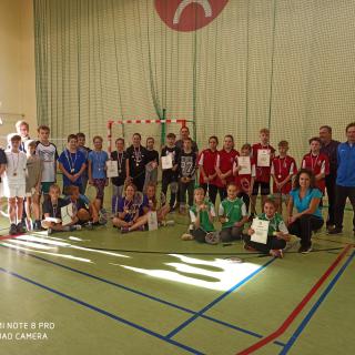 Dwa złote medale dla SP Zasutowo w Drużynowych Mistrzostwach Powiatu Wrzesińskiego SZS w Badmintonie  w kat. Igrzyska Dzieci!