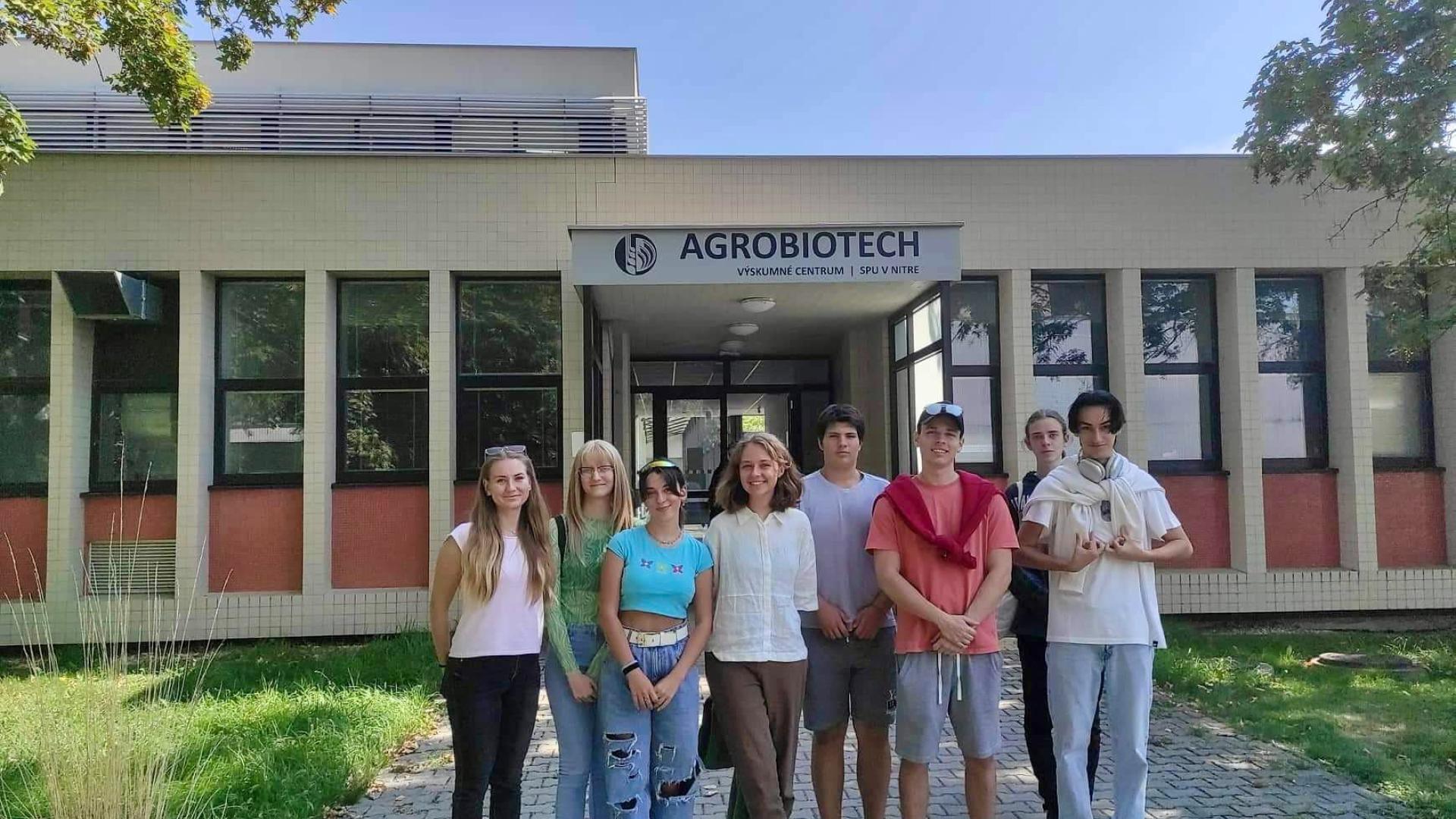 Exkurzia v laboratóriách AgroBioTech