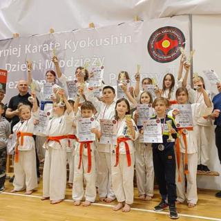 Kolejny sukces naszych karateków