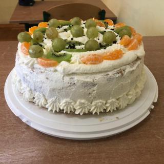 Kulinarna środa z samorządem szkolnym - tort śmietanowy z mascarpone i owocami 