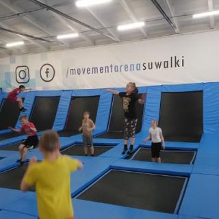 Wyjazd uczniów klasy IV do parku trampolin Movement Arena w Suwałkach