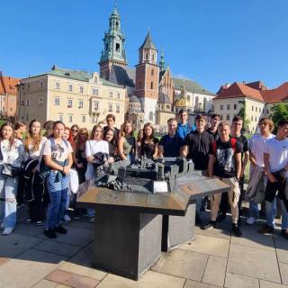 Cestovať sa oplatí - Exkurzia Oswiencim-Krakow-Wieliczka