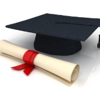 Odovzdávanie maturitných vysvedčení spojené s oceňovaním absolventov