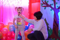 Laureatki Gminnego konkursu piosenki przedszkolnej "Rozśpiewany przedszkolak"