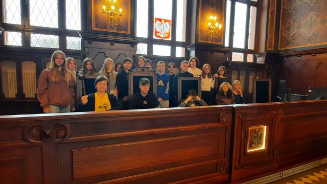 Klasa 7a zwiedziła raciborski sąd
