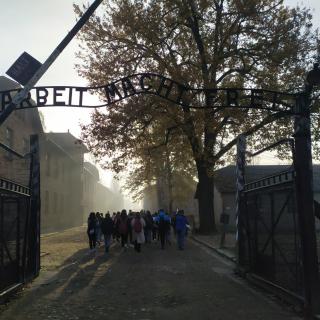 Wizyta klas ósmych w Miejscu Pamięci i Muzeum Auschwitz-Birkenau