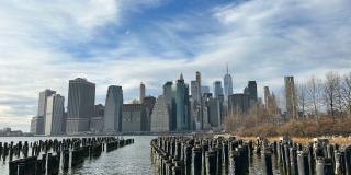 Starogympláci v New Yorku – ani sami, ani stratení
