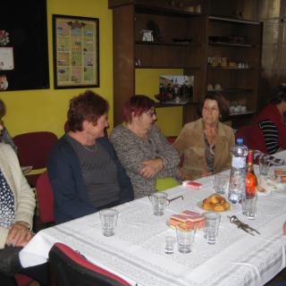 Oslava „ Dňa matiek“ v Klube dôchodcov SENIOR  KREMNIČKA B. Bystrica