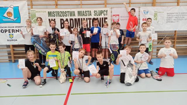I turniej "Mistrzostw Miasta Słupcy w Badmintonie" - UKS ZASUTOWO