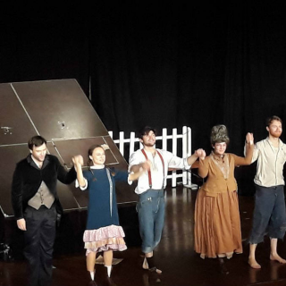 Anglické divadelné predstavenie  „Tom Sawyer“ v podaní britských hercov