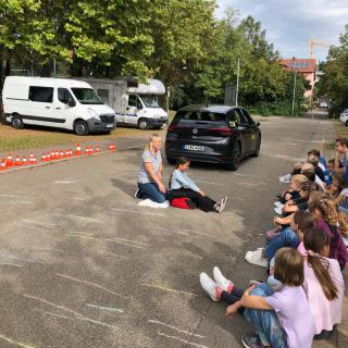 Verkehrssicherheitstraining für Schüler: "Achtung Auto" vermittelt wichtige Lektionen