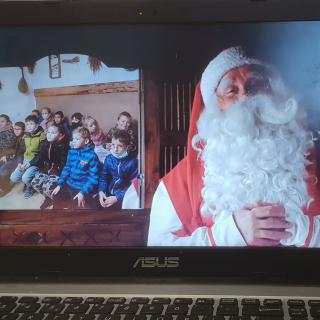 Spotkanie z Mikołajem w klasie 1c 