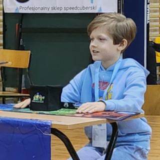Sukces Nikodema Budy w zawodach WCA w Warszawie w speedcubingu (kostce Rubika)