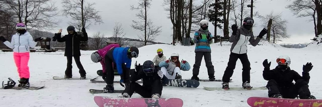 Lyžiarsky a snowboardingový výcvik