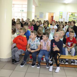 Mickiewicz w szkole, czyli Narodowe Czytanie 2022