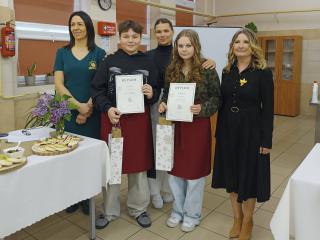 Mistrzowie w I konkursie gastronomicznym dla uczniów szkół podstawowych!!!